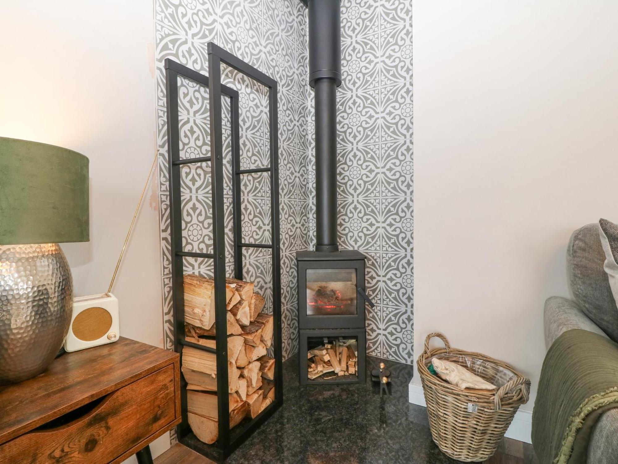 Hafod Y Bryn Villa ฮาเลค ภายนอก รูปภาพ